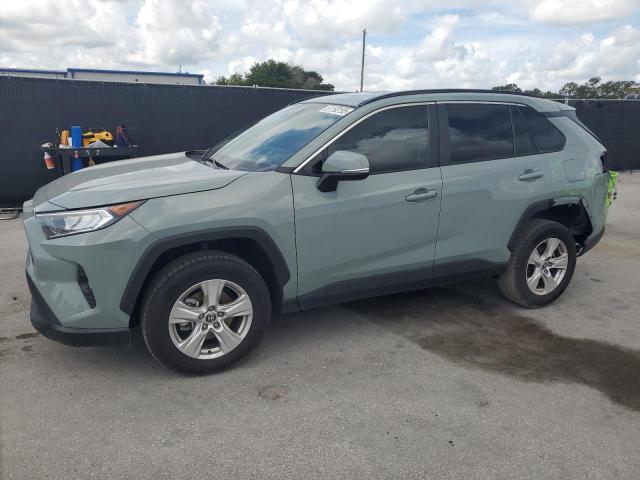 TOYOTA RAV4 XLE 2021