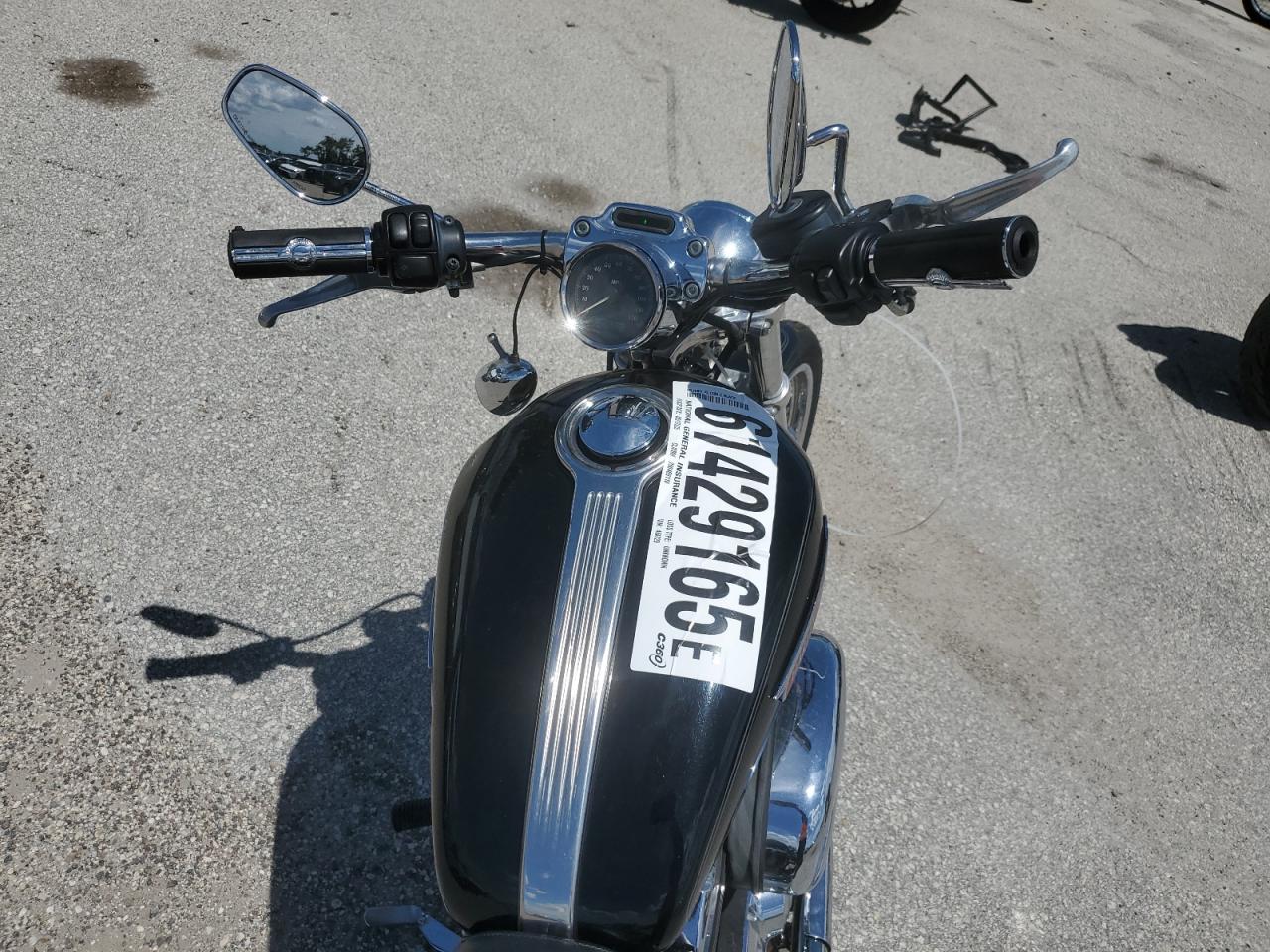 2009 Harley-Davidson Xl1200 C VIN: 1HD1CT3109K453729 Lot: 61429165