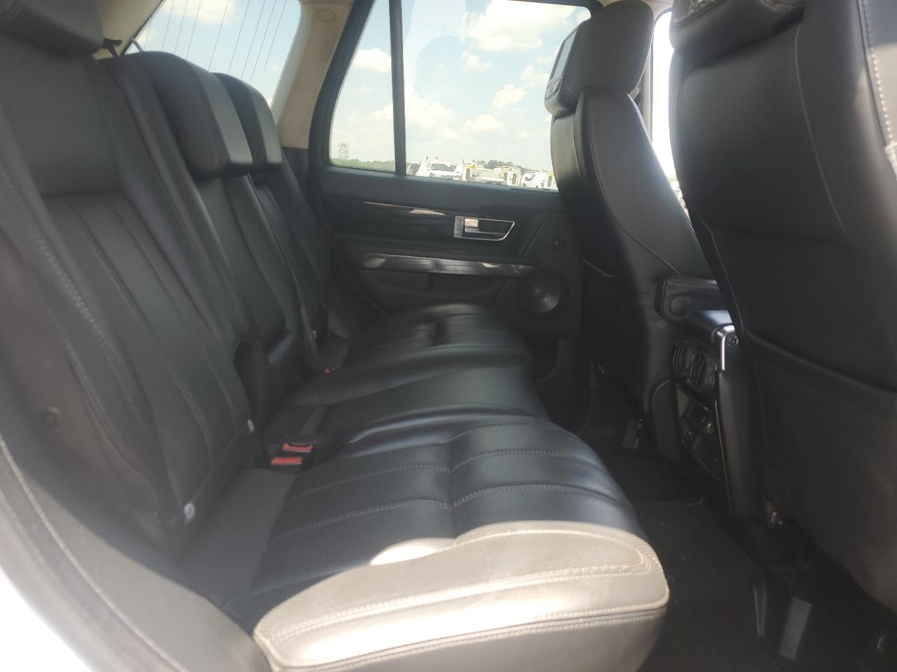 2010 Land Rover Range Rover Sport Lux VIN: SALSK2D43AA241275 Lot: 62096045