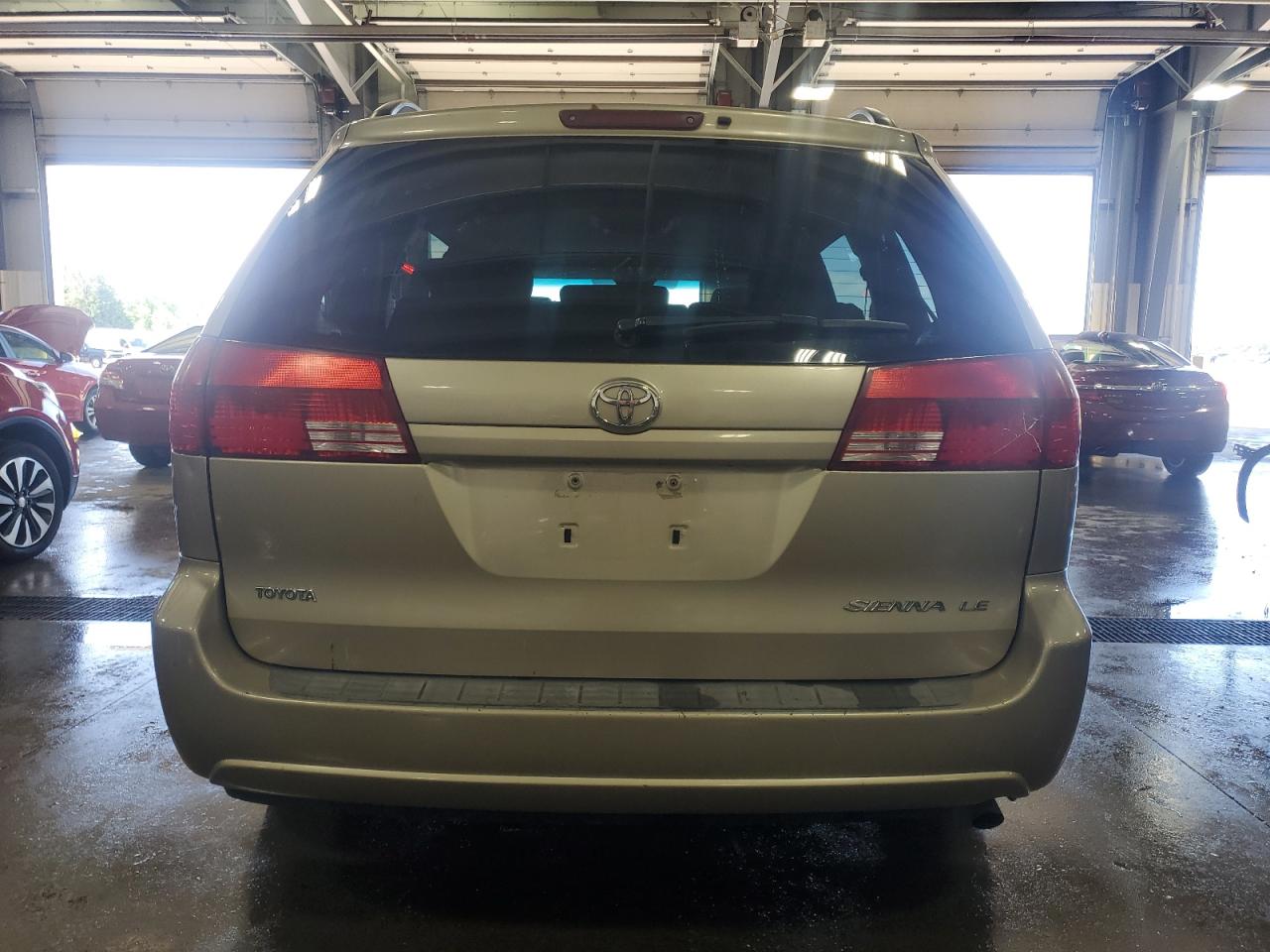 2005 Toyota Sienna Ce VIN: 5TDZA23C85S364824 Lot: 63143755