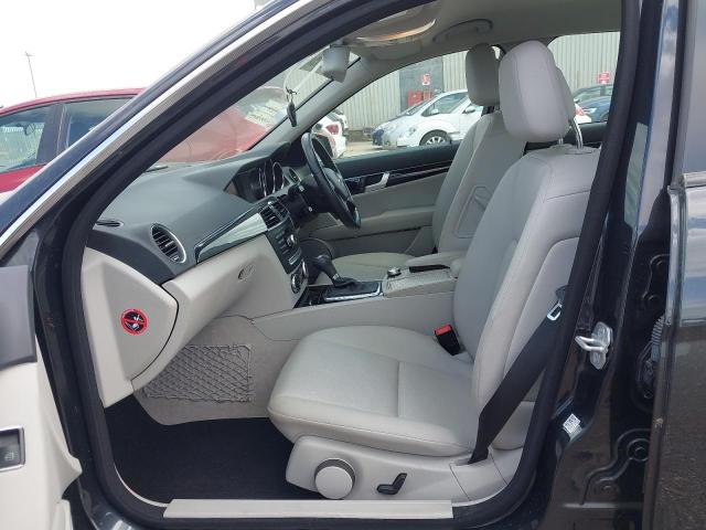 2013 MERCEDES BENZ C180 EXECU