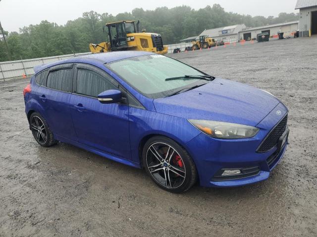 Hatchbacks FORD FOCUS 2015 Blue