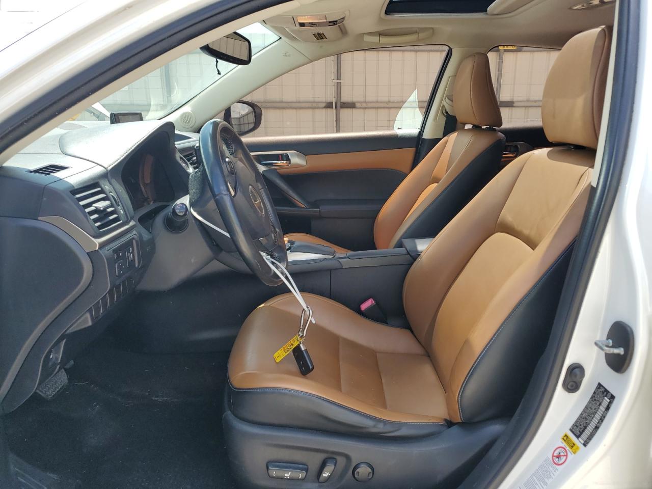 2014 Lexus Ct 200 VIN: JTHKD5BH8E2183056 Lot: 61797835