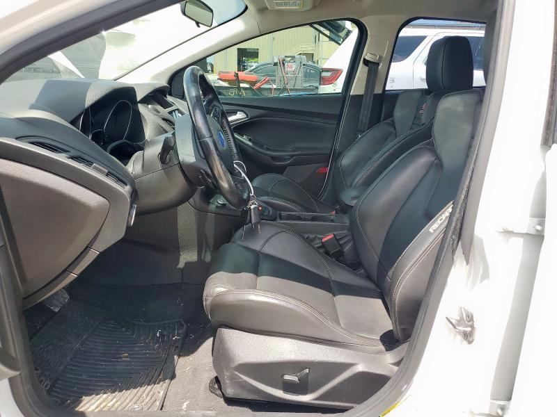  FORD FOCUS 2016 Biały