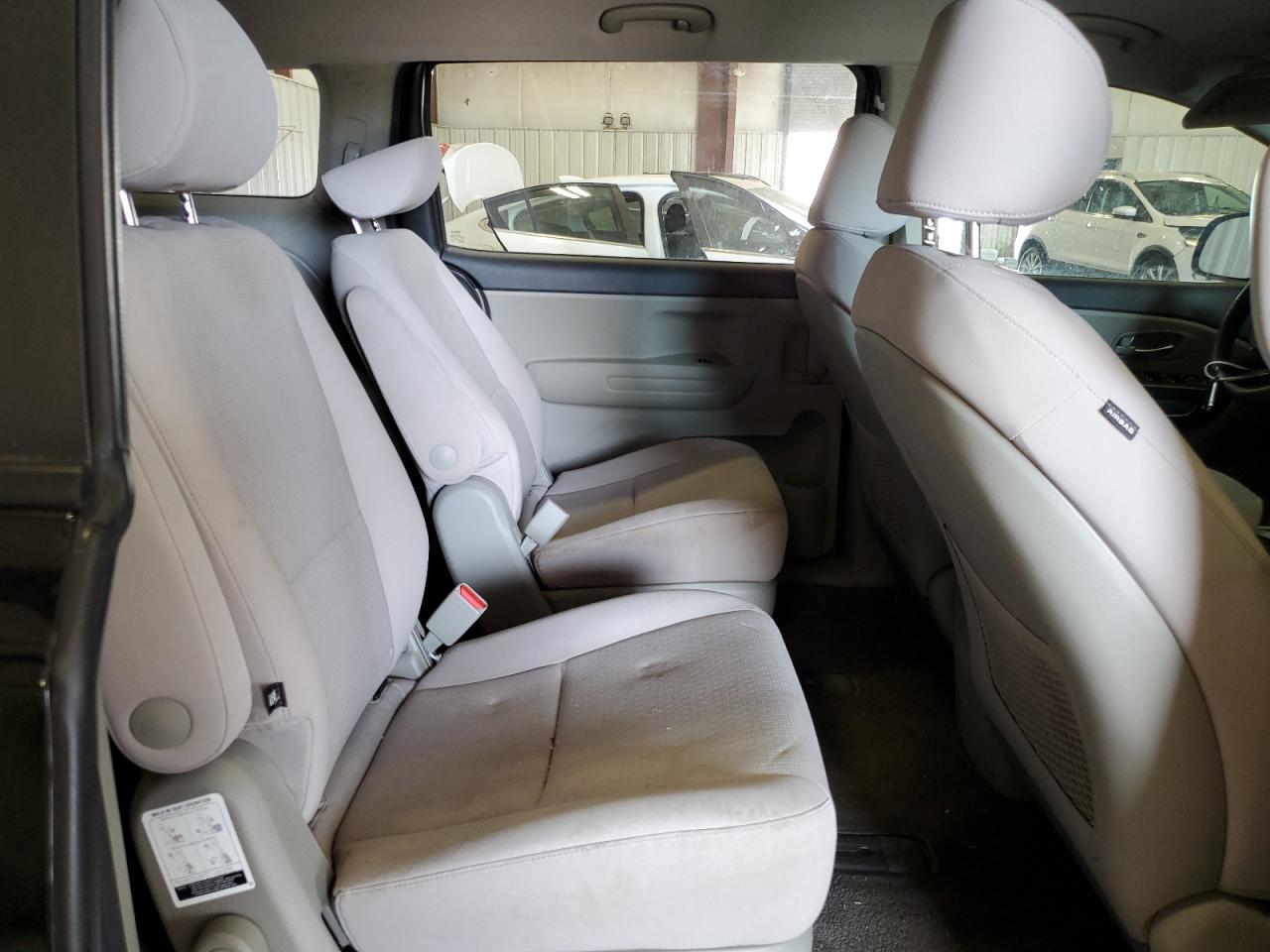 2017 Kia Sedona L VIN: KNDMA5C18H6258968 Lot: 60538555