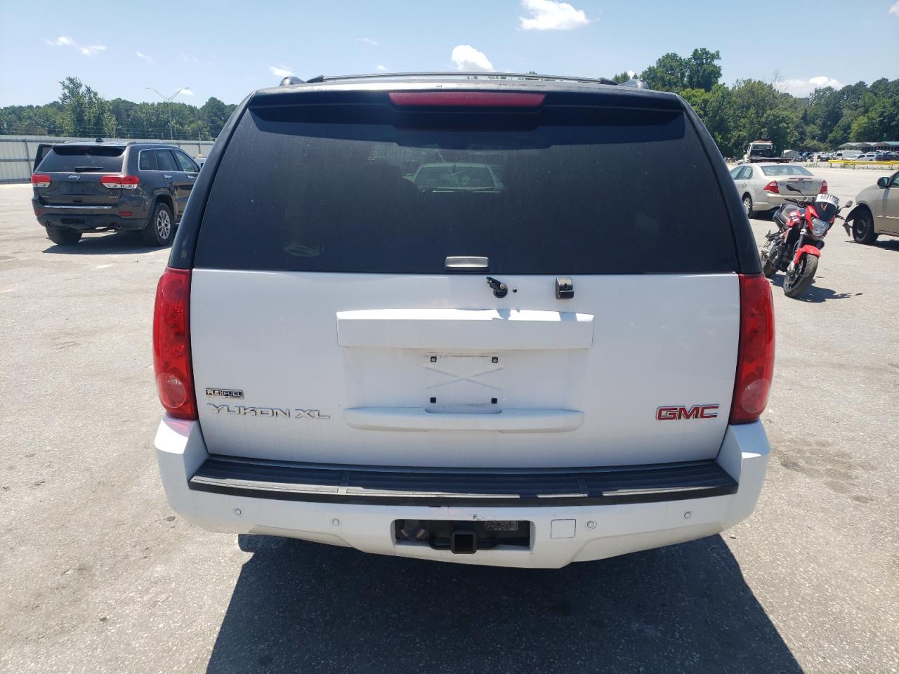 2007 GMC Yukon Xl K1500 VIN: 1GKFK16397R379635 Lot: 61567595