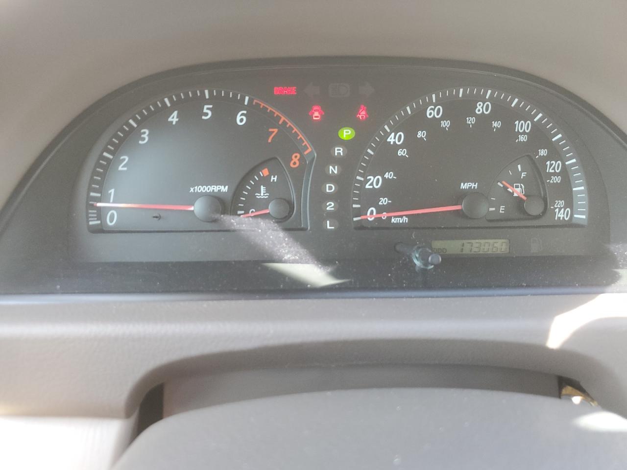 2002 Toyota Camry Le VIN: 4T1BE32K32U016906 Lot: 81311205