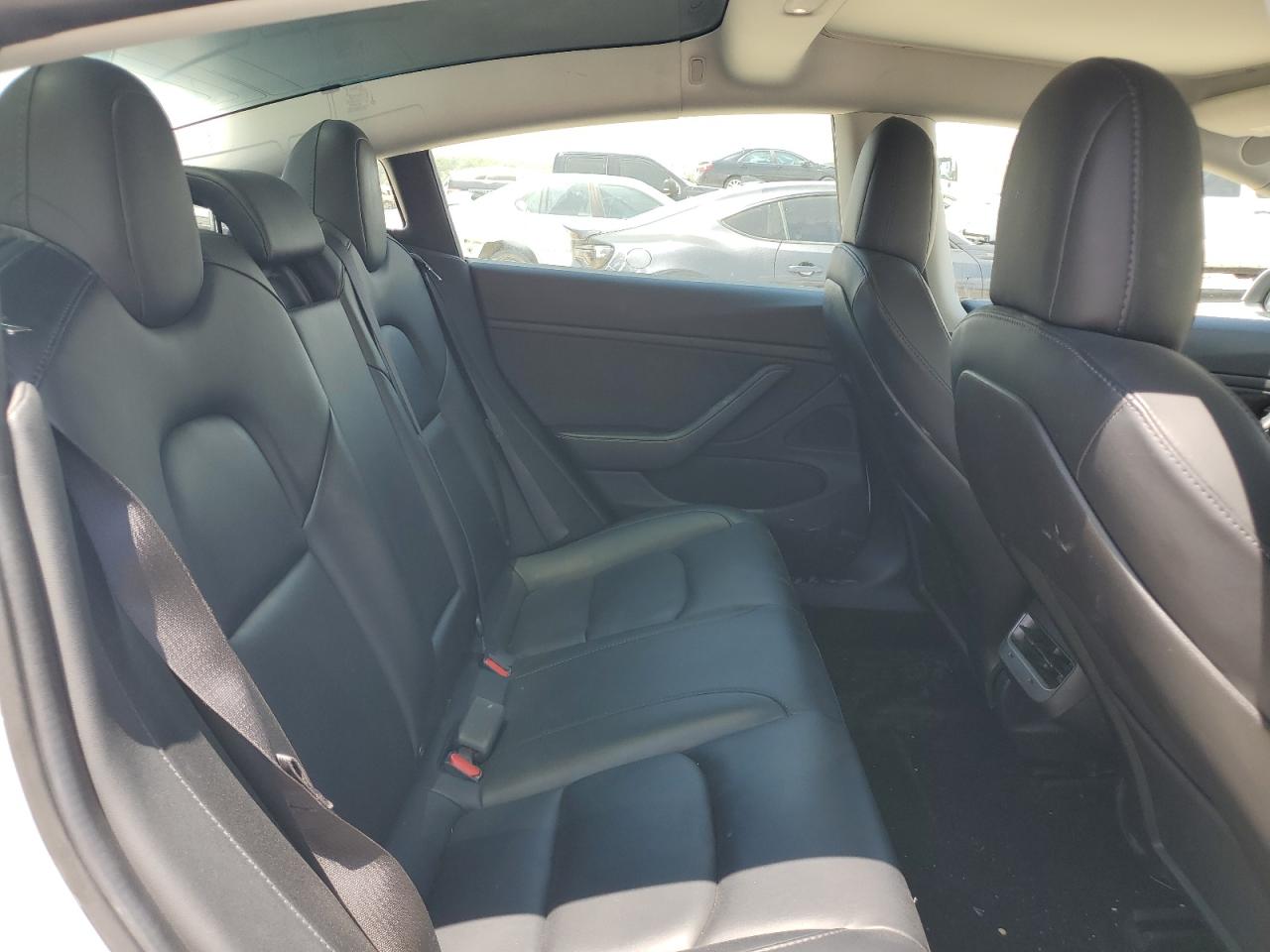 TESLA MODEL 3 2019 VIN 5YJ3E1EB1KF511901 фото 10