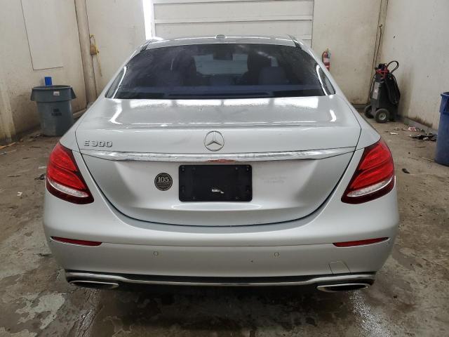  MERCEDES-BENZ E-CLASS 2017 Srebrny