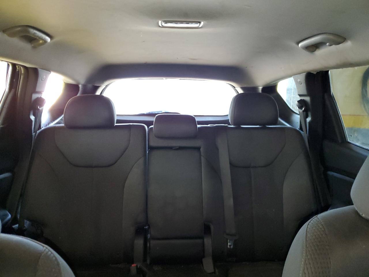 2019 Hyundai Santa Fe Se VIN: 5NMS23AD4KH117685 Lot: 61844785