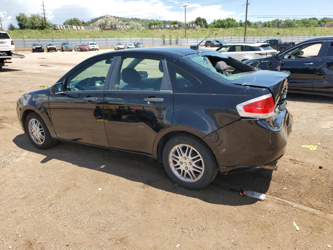 FORD FOCUS 2011 VIN 1FAHP3FN0BW152000 zdjęcie 2