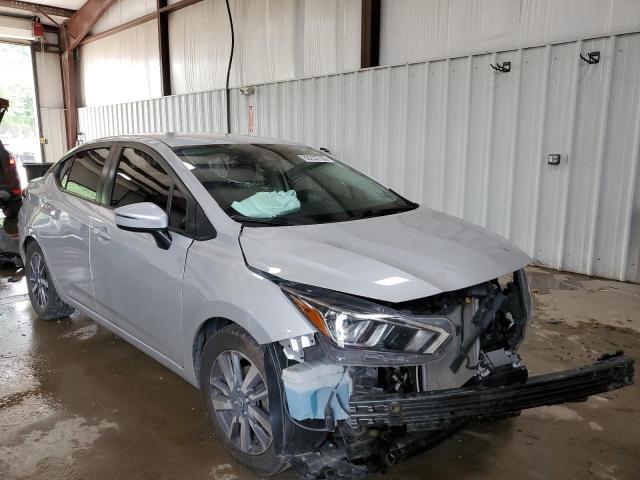  NISSAN VERSA 2021 Srebrny