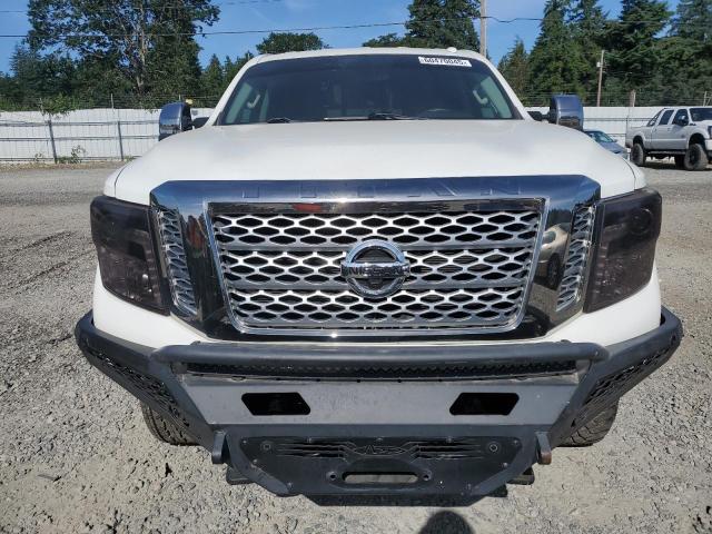 Пікапи NISSAN TITAN 2016 Білий