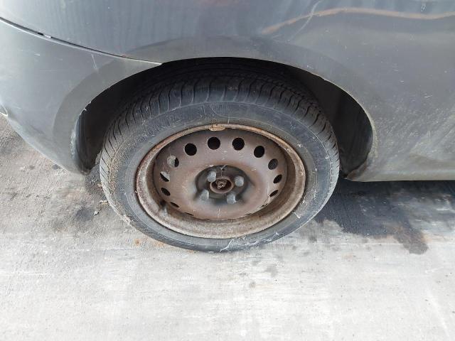 2006 NISSAN MICRA SE