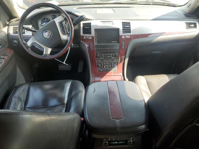 2011 CADILLAC ESCALADE PREMIUM  