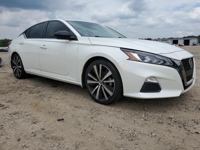 NISSAN ALTIMA 2019 Белы