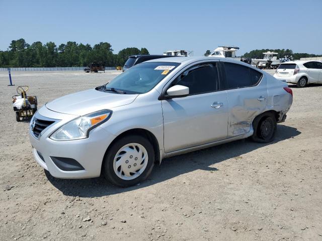 Седаны NISSAN VERSA 2016 Серебристый