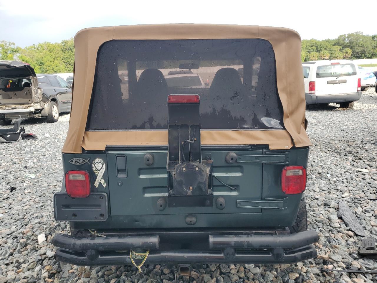 2002 Jeep Wrangler / Tj Sahara VIN: 1J4FA59S52P763290 Lot: 59115665