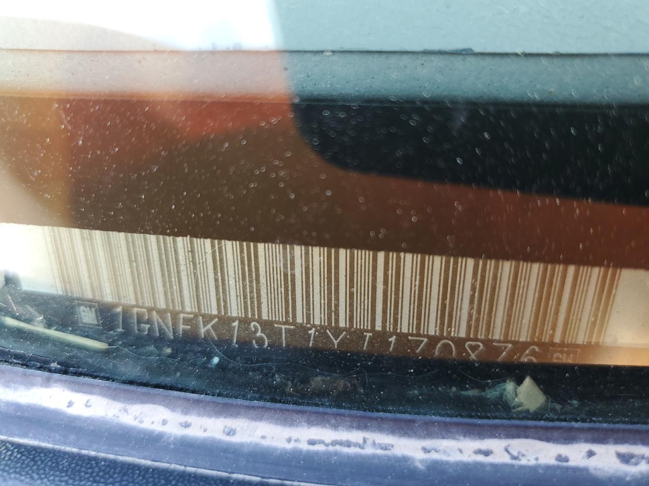 2000 Chevrolet Tahoe K1500 VIN: 1GNEK13T1YJ170876 Lot: 60708925