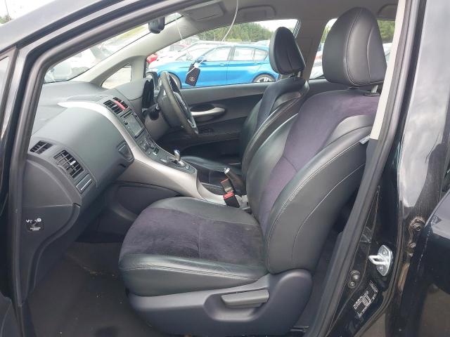 2012 TOYOTA AURIS HYBR
