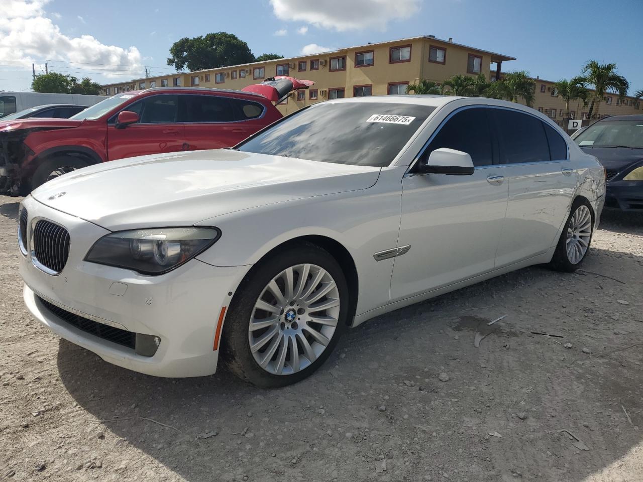 WBAKC8C56BC433360 BMW 7 SERIES Photo 1