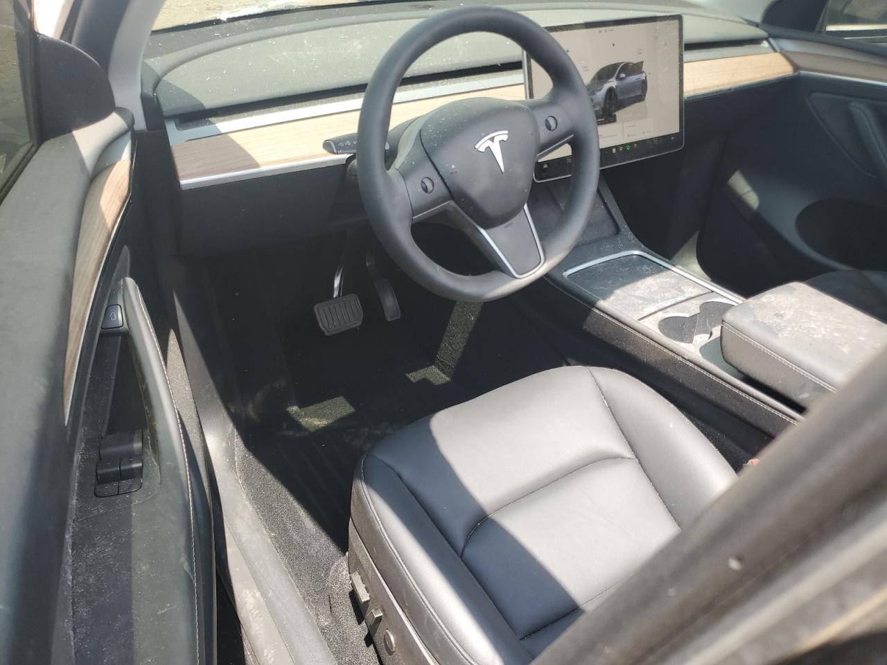 2025 Tesla Model Y VIN: 7SAYGDEE3SF252990 Lot: 59916775