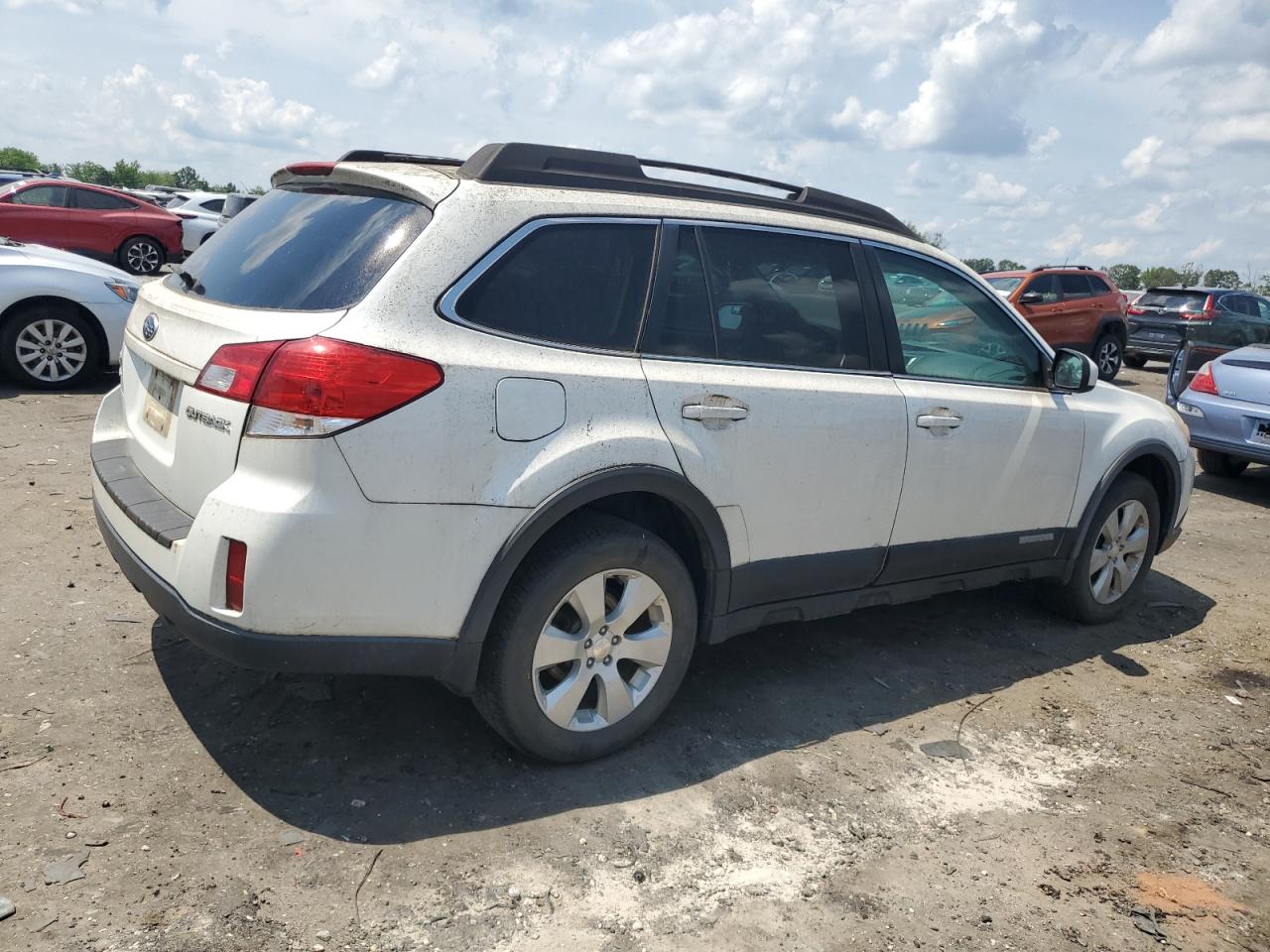 2011 Subaru Outback 2.5I Premium VIN: 4S4BRCGC8B3395235 Lot: 62560445