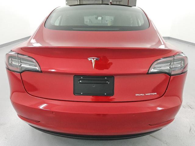  TESLA MODEL 3 2022 Czerwony