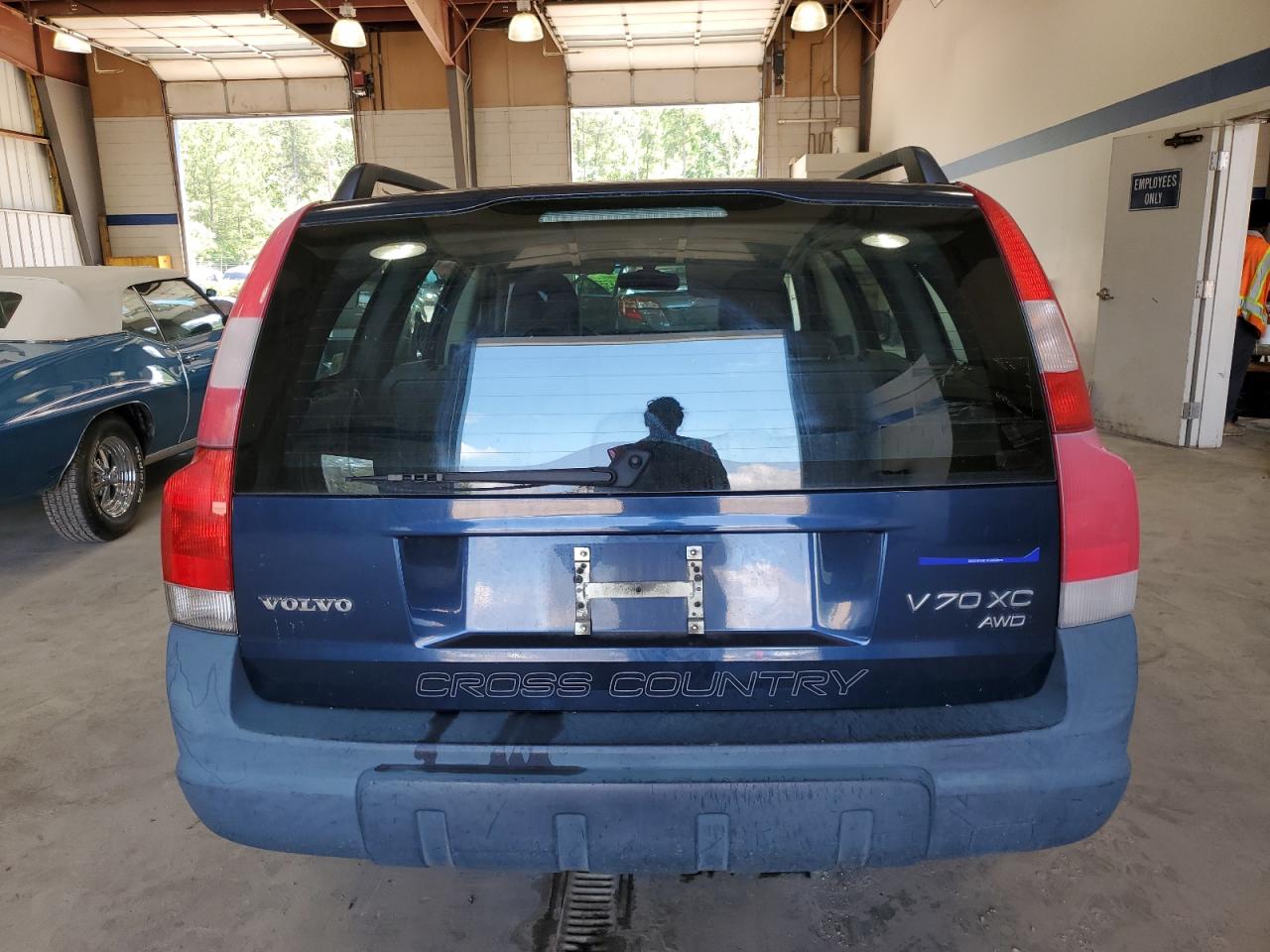 2001 Volvo V70 Xc VIN: YV1SZ58D111037342 Lot: 58832165