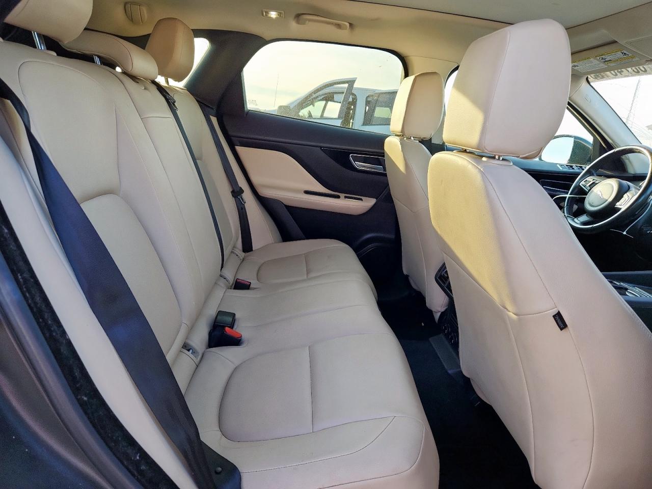 2018 Jaguar F-Pace Premium VIN: SADCJ2GX1JA236455 Lot: 60746165