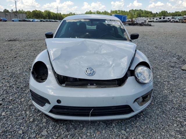  VOLKSWAGEN BEETLE 2018 Серый