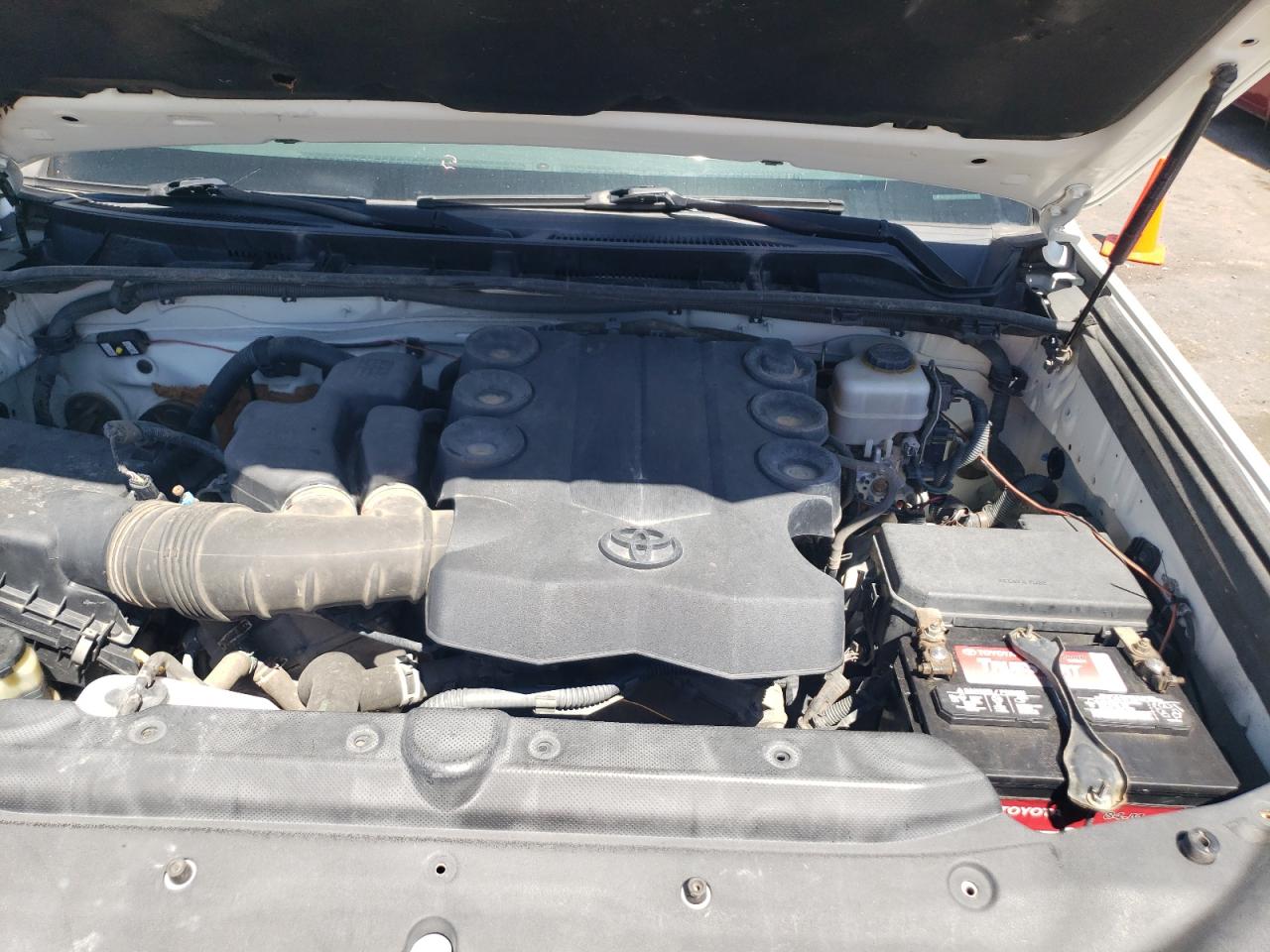 2013 Toyota 4Runner Sr5 VIN: JTEBU5JR8D5132743 Lot: 62700095