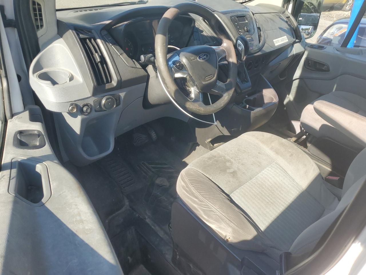 2015 Ford Transit T-250 VIN: 1FTNR1ZM8FKA76988 Lot: 62491225