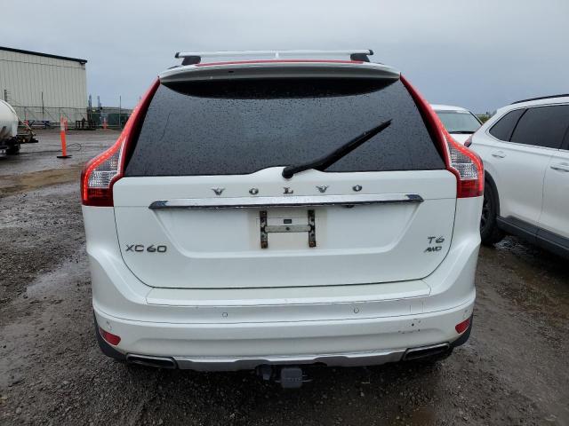2015 VOLVO XC60 T6 PLATINUM  