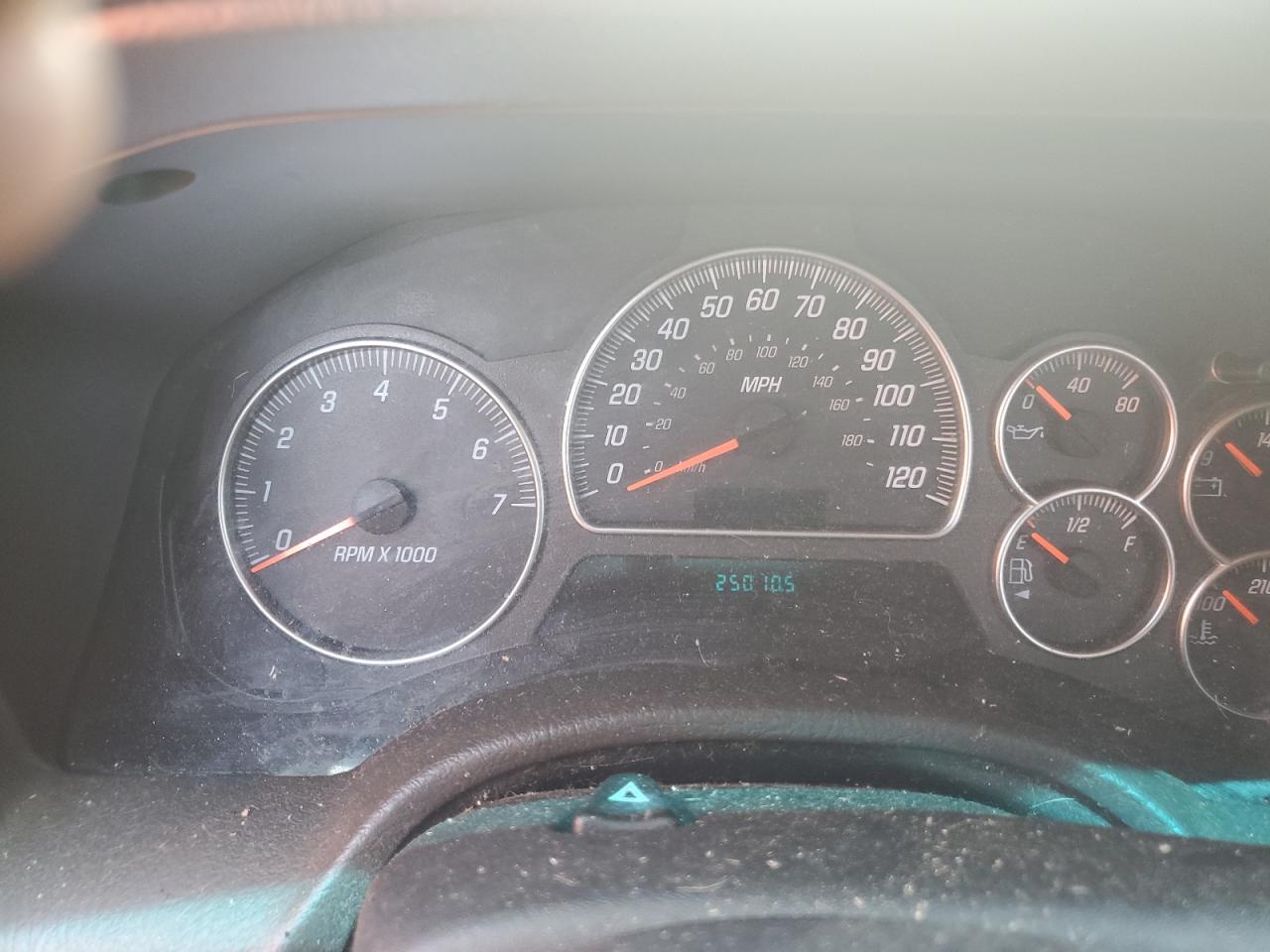 2002 GMC Envoy VIN: 1GKDT13S422322373 Lot: 61836335