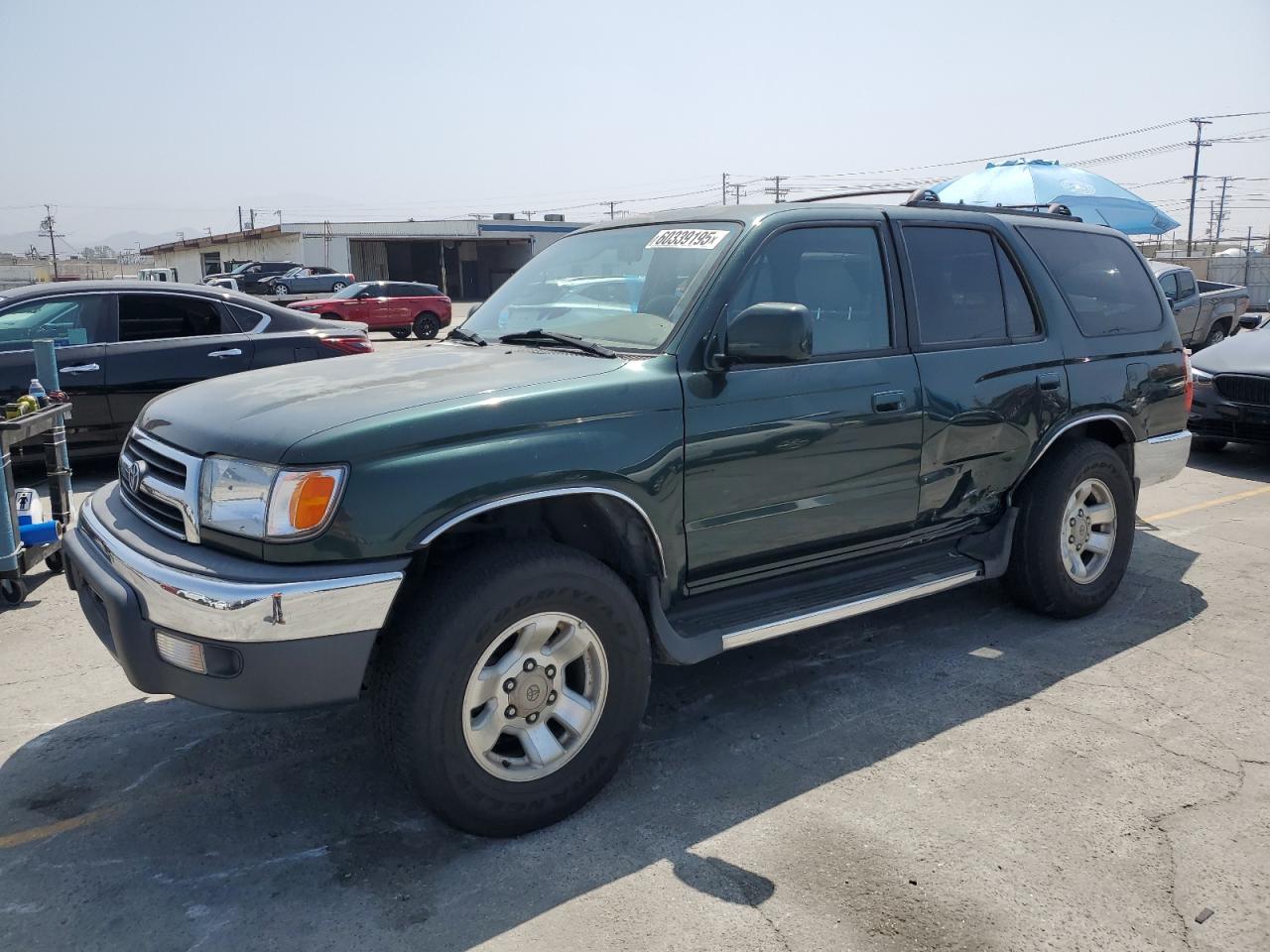 2000 Toyota 4Runner Sr5 for Sale in Sun Valley, CA - Side