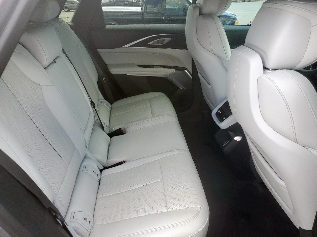 2024 Cadillac Lyriq Luxury VIN: 1GYKPRRK8RZ123254 Lot: 61784065