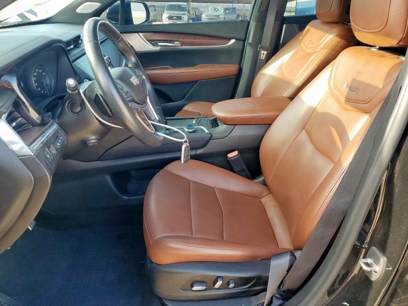  CADILLAC XT5 2021 Black