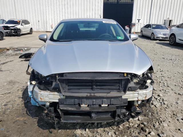  FORD FUSION 2017 Srebrny