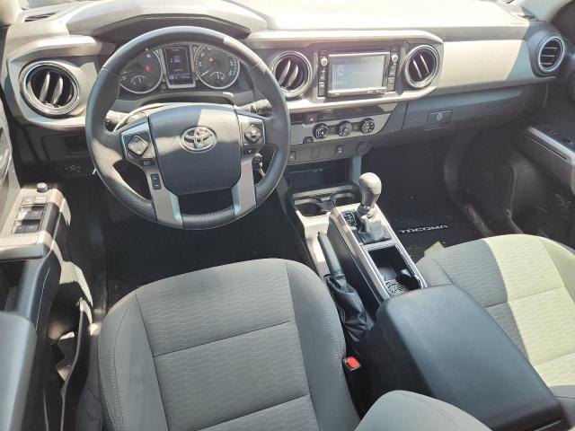  TOYOTA TACOMA 2017 Silver
