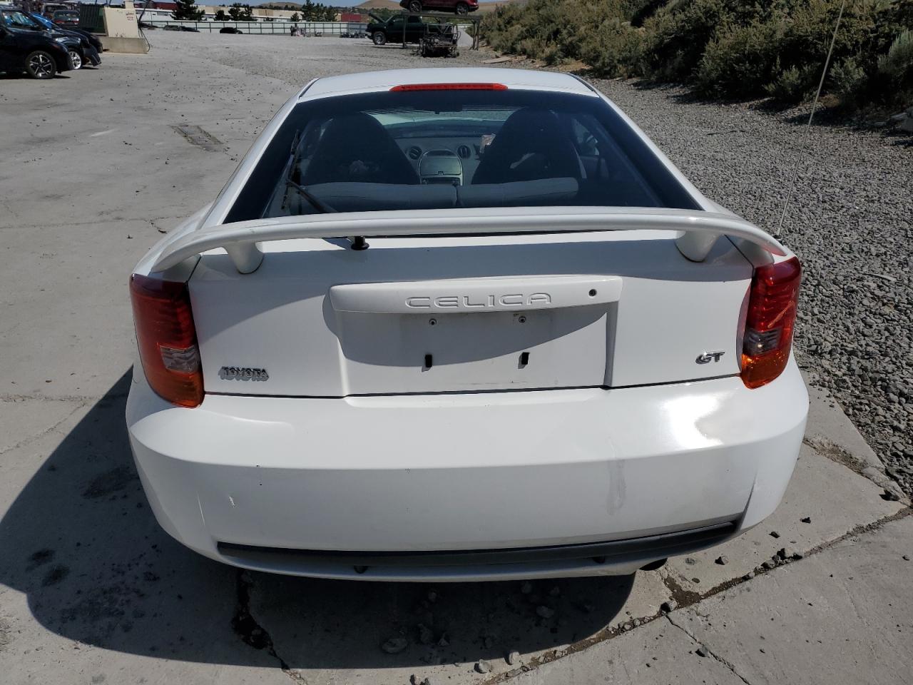 2002 Toyota Celica Gt VIN: JTDDR32T720117335 Lot: 61998995