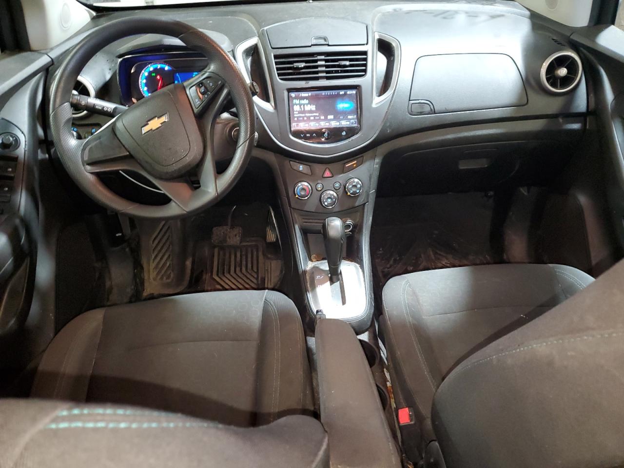 CHEVROLET TRAX 2016 VIN 3GNCJNSB1GL272454 zdjęcie 8