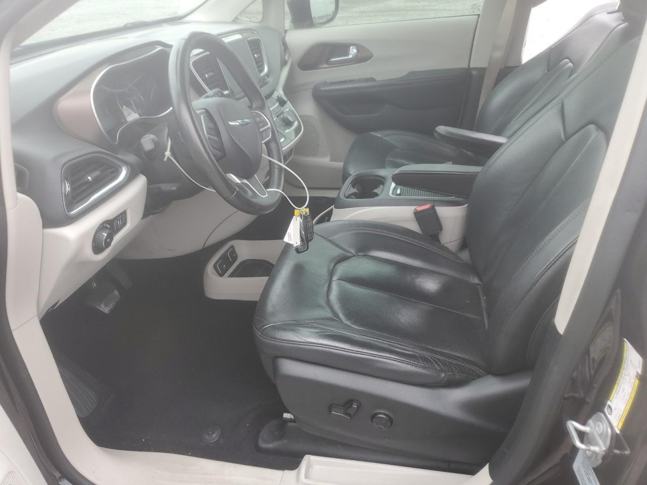 2017 Chrysler Pacifica Touring L Plus VIN: 2C4RC1EG2HR763617 Lot: 61996535