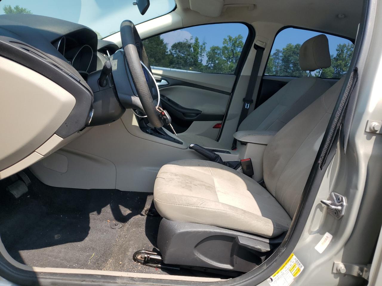 2016 Ford Focus Se VIN: 1FADP3F29GL376735 Lot: 62519985