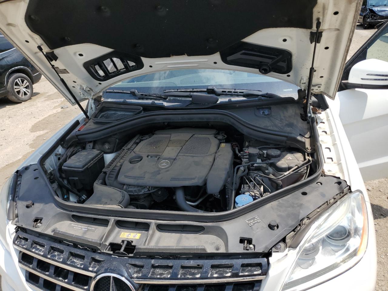 2015 Mercedes-Benz Ml 350 VIN: 4JGDA5JB2FA588896 Lot: 62105315