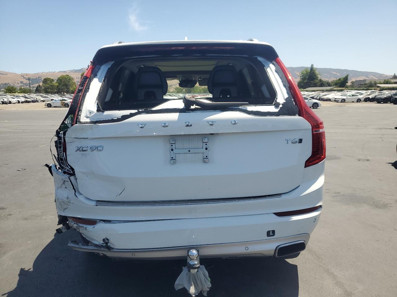 2016 Volvo Xc90 T6 VIN: YV4A22PK7G1077225 Lot: 62018705
