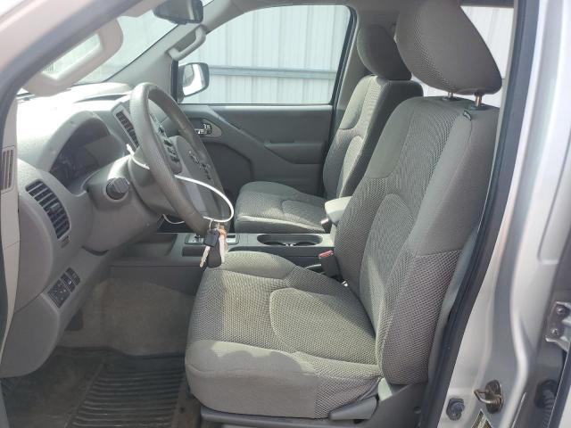  NISSAN FRONTIER 2015 Srebrny