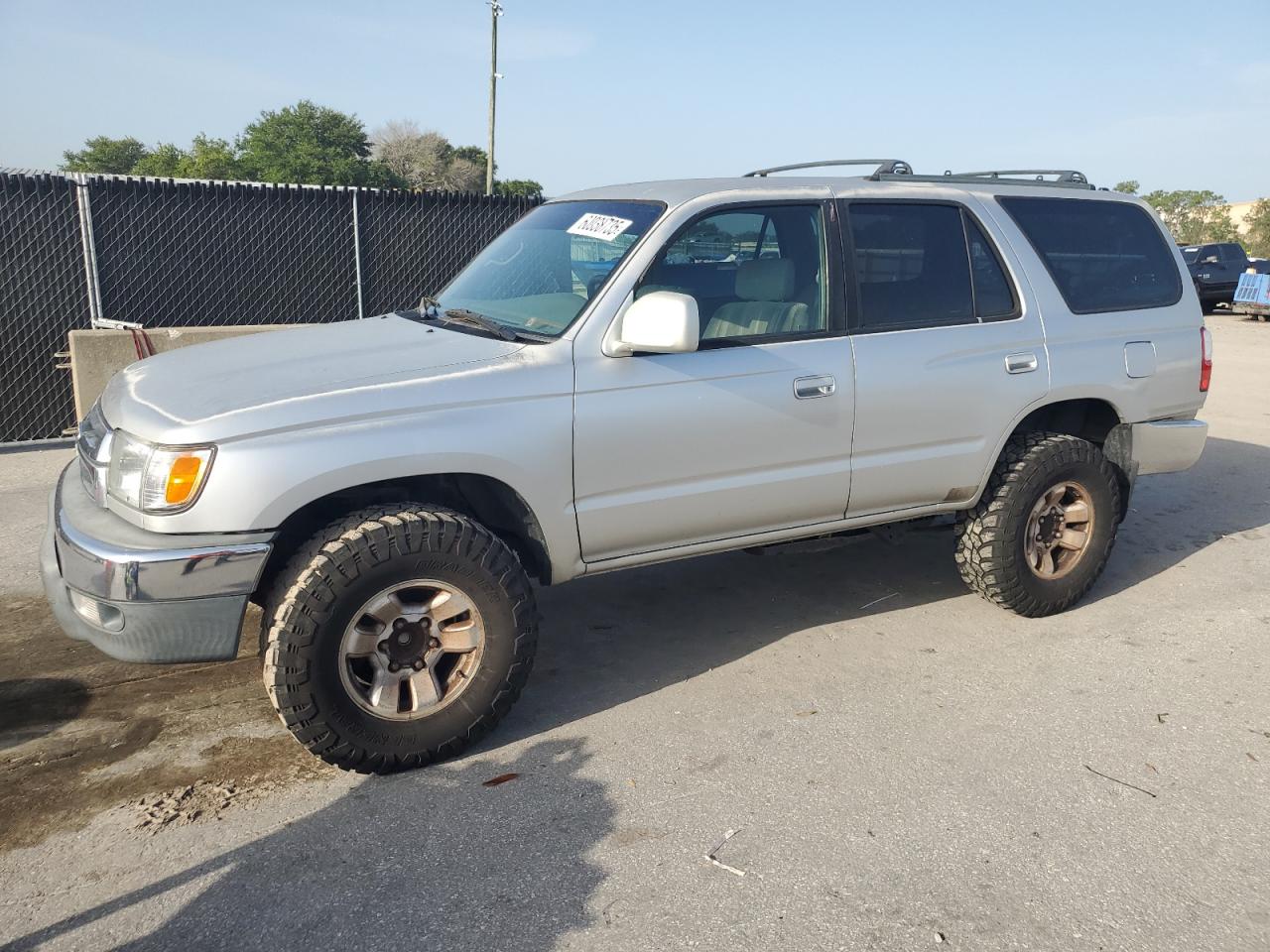 2002 Toyota 4Runner Sr5 for Sale in Orlando, FL - Rear End