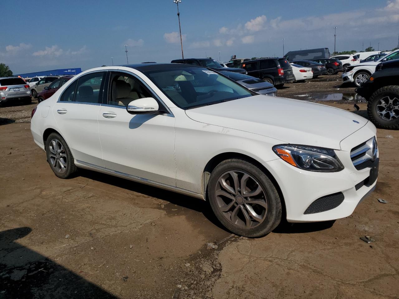MERCEDES-BENZ C-CLASS 2015 VIN 55SWF4KB8FU017619 zdjęcie 4