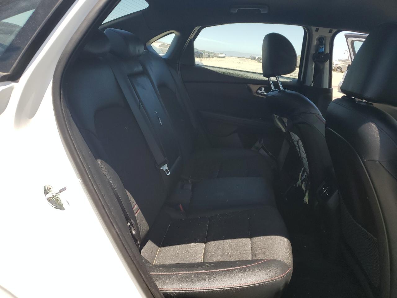 3KPF44AC2NE436023 2022 Kia Forte Gt